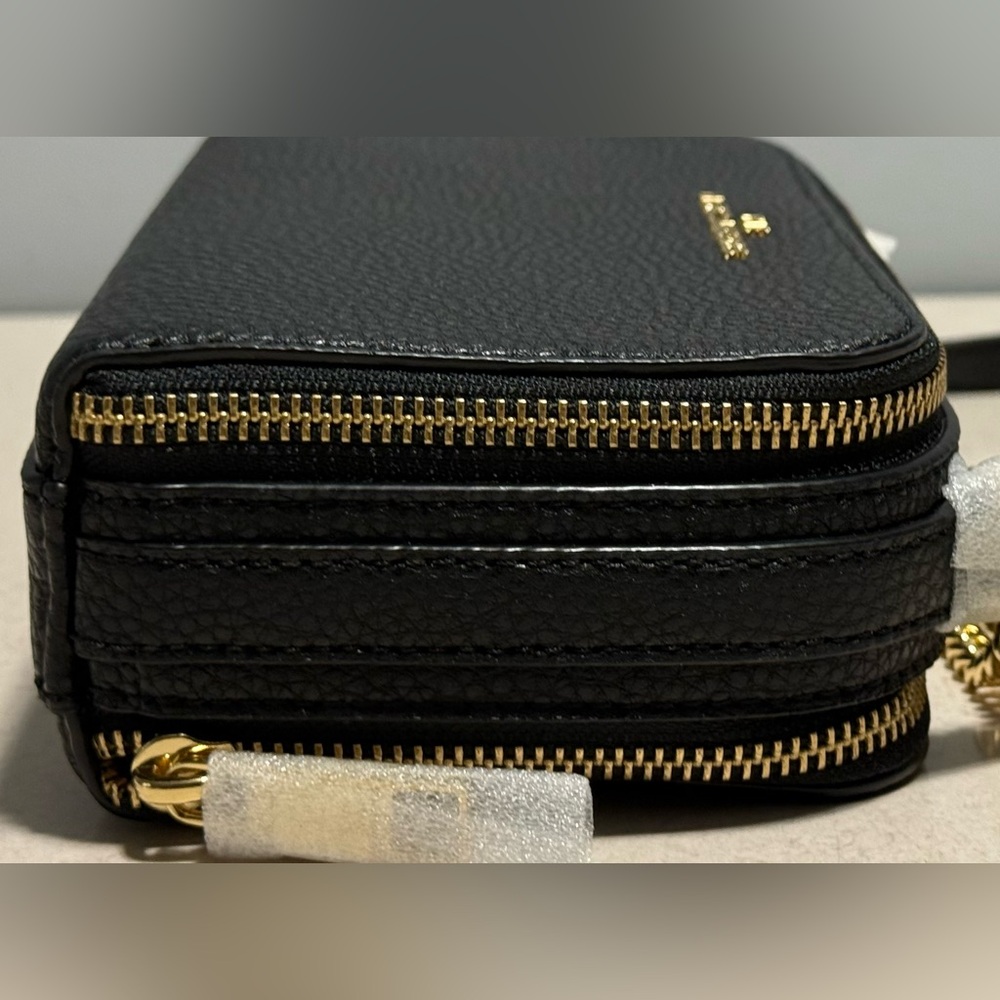 Marc Jacobs Snapshot Leather Crossbody Bag - Picture 6 of 13